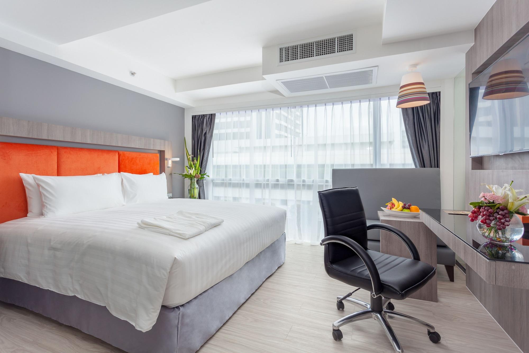 Grand 5 & Plaza Sukhumvit מלון 4*