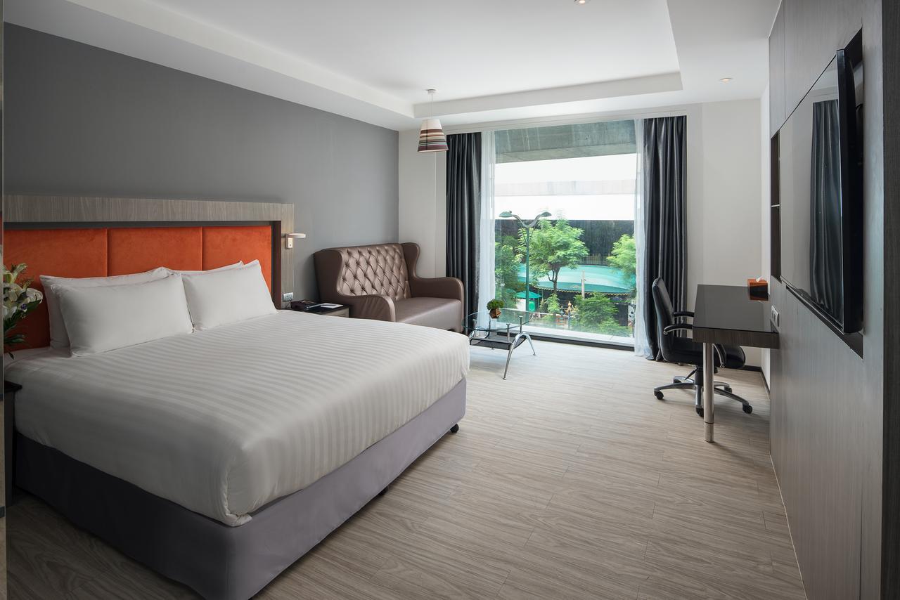 מלון Grand 5 & Plaza Sukhumvit 4*